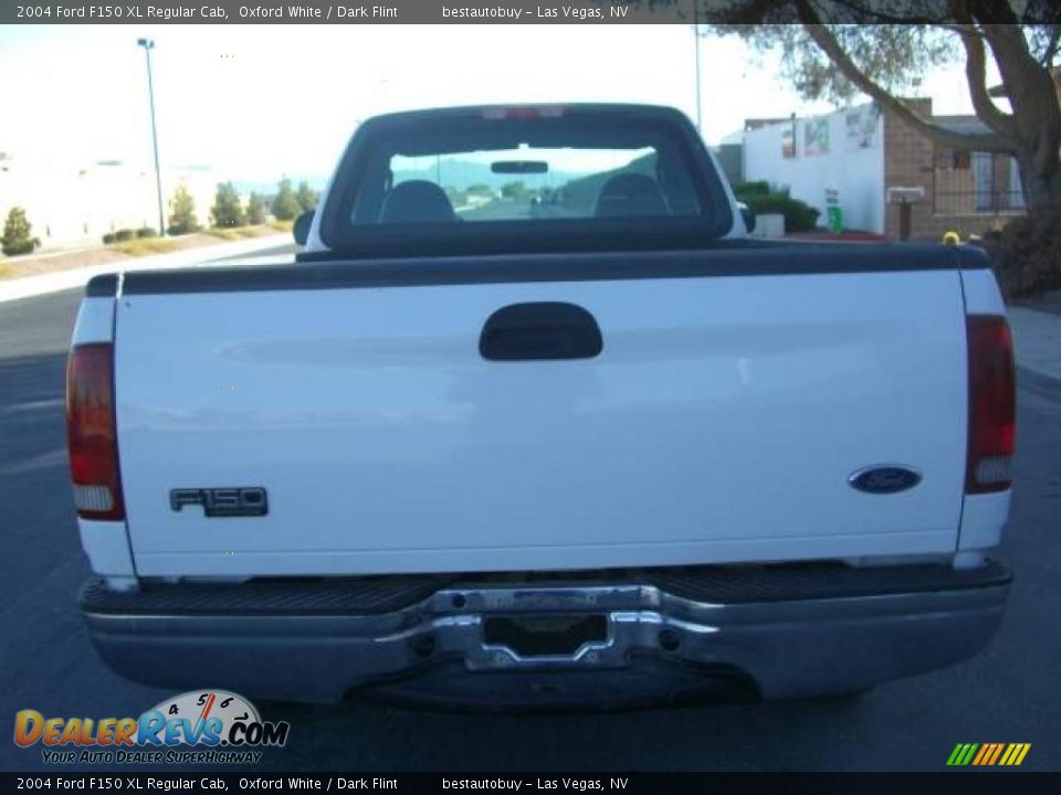 2004 Ford F150 XL Regular Cab Oxford White / Dark Flint Photo #9