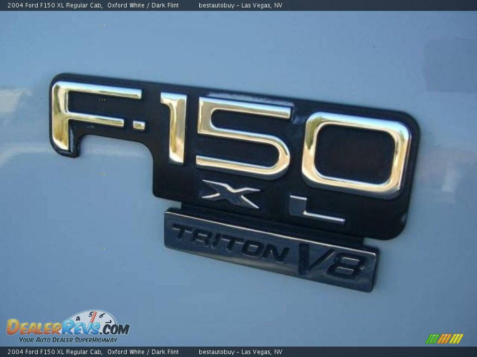 2004 Ford F150 XL Regular Cab Oxford White / Dark Flint Photo #11