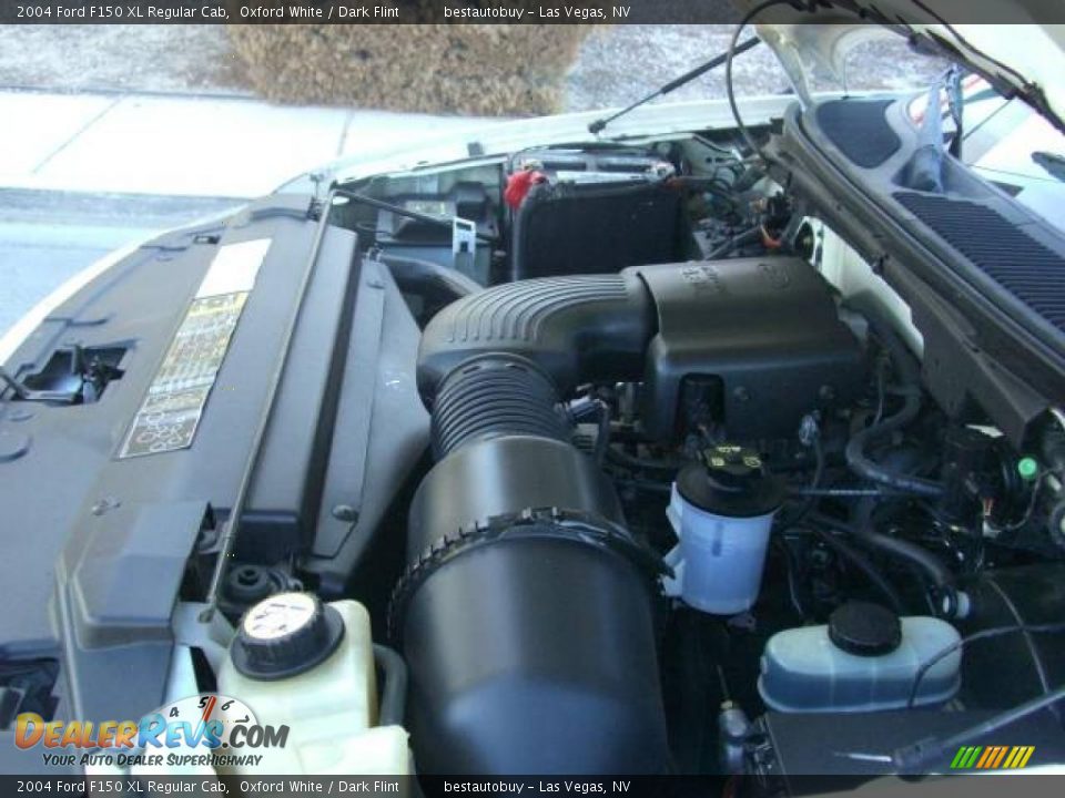 2004 Ford F150 XL Regular Cab Oxford White / Dark Flint Photo #24