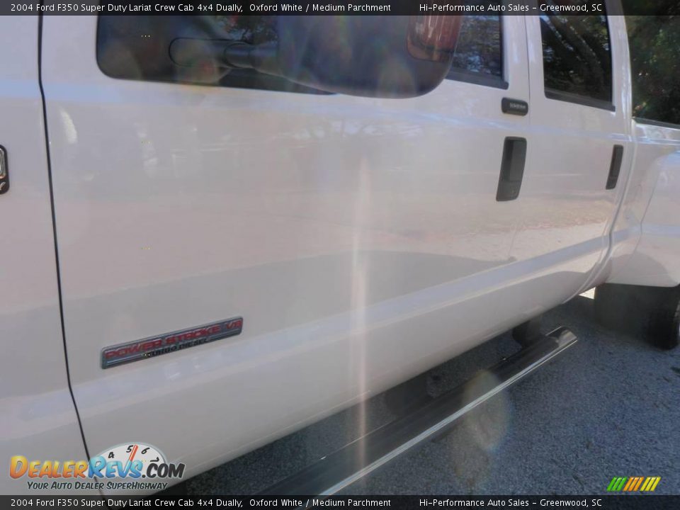 2004 Ford F350 Super Duty Lariat Crew Cab 4x4 Dually Oxford White / Medium Parchment Photo #18