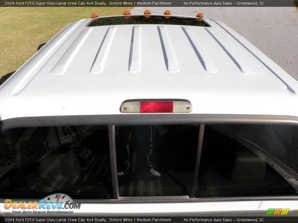 2004 Ford F350 Super Duty Lariat Crew Cab 4x4 Dually Oxford White / Medium Parchment Photo #27