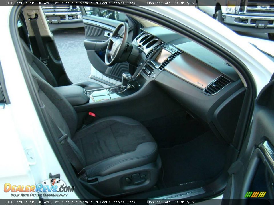 2010 Ford Taurus SHO AWD White Platinum Metallic Tri-Coat / Charcoal Black Photo #12