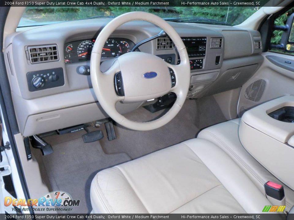 2004 Ford F350 Super Duty Lariat Crew Cab 4x4 Dually Oxford White / Medium Parchment Photo #32