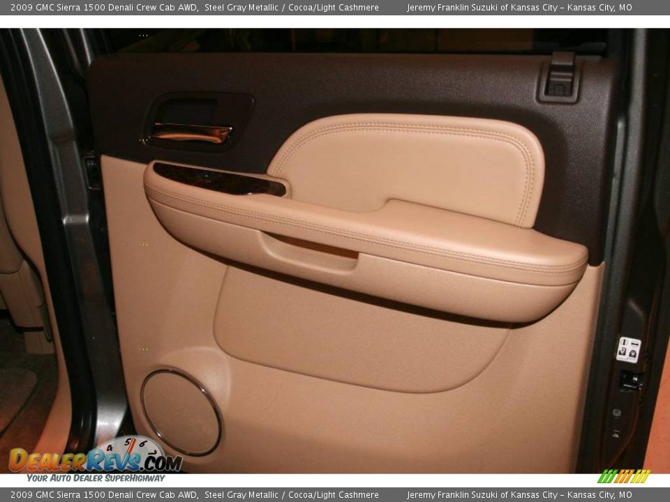 2009 GMC Sierra 1500 Denali Crew Cab AWD Steel Gray Metallic / Cocoa/Light Cashmere Photo #28