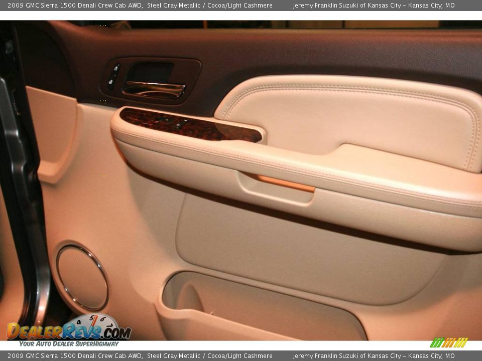 2009 GMC Sierra 1500 Denali Crew Cab AWD Steel Gray Metallic / Cocoa/Light Cashmere Photo #30