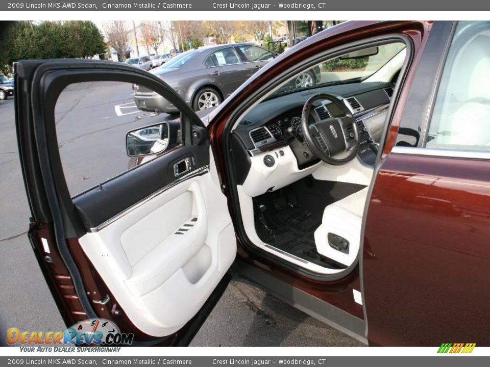 2009 Lincoln MKS AWD Sedan Cinnamon Metallic / Cashmere Photo #10