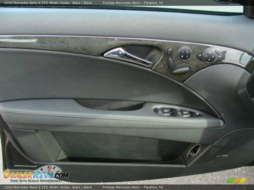 2009 Mercedes-Benz E 350 4Matic Sedan Black / Black Photo #7