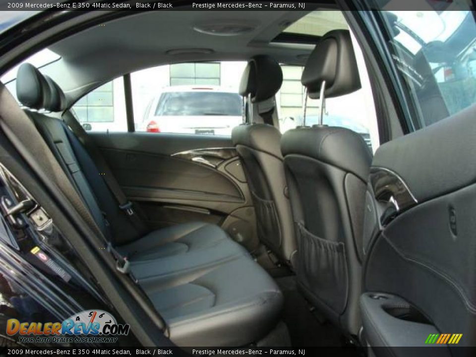 2009 Mercedes-Benz E 350 4Matic Sedan Black / Black Photo #13