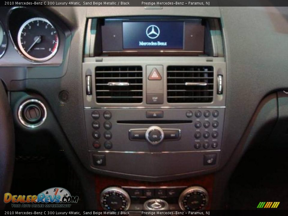2010 Mercedes-Benz C 300 Luxury 4Matic Sand Beige Metallic / Black Photo #12