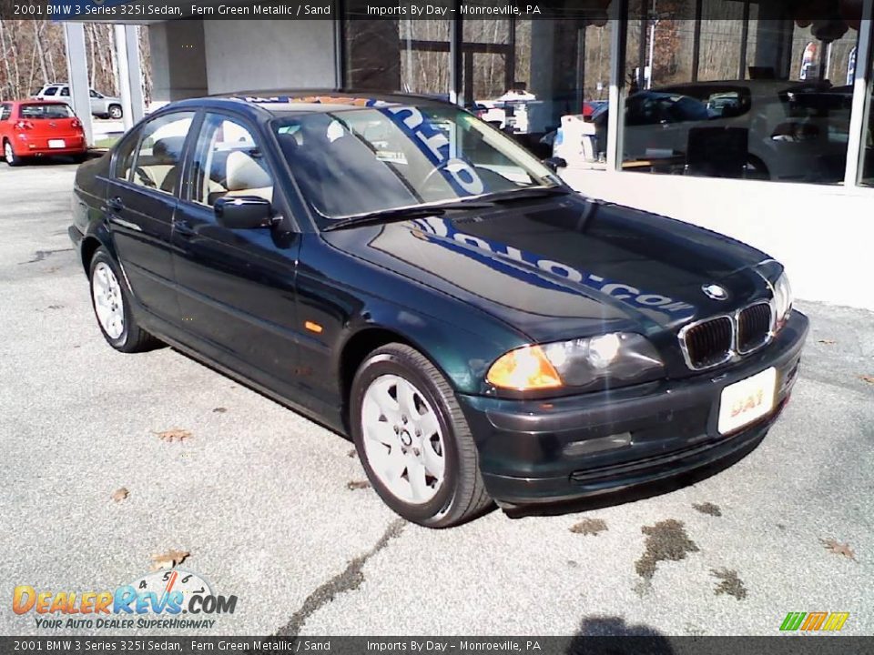 2001 BMW 3 Series 325i Sedan Fern Green Metallic / Sand Photo #2