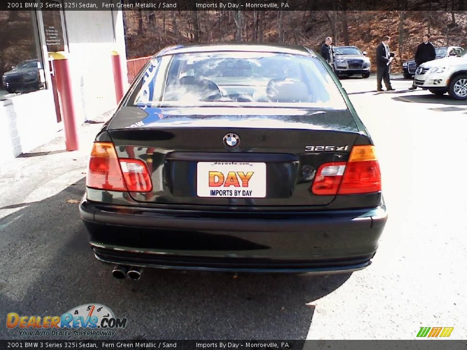 2001 BMW 3 Series 325i Sedan Fern Green Metallic / Sand Photo #6