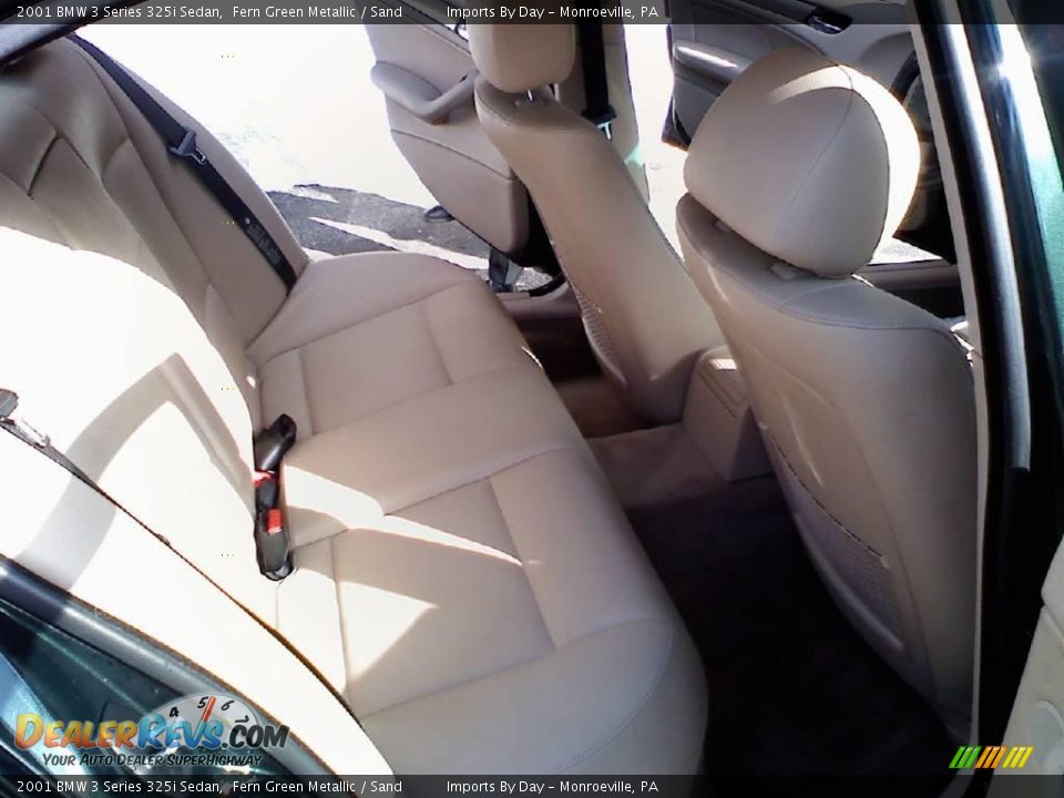 2001 BMW 3 Series 325i Sedan Fern Green Metallic / Sand Photo #10