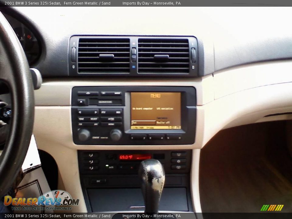 2001 BMW 3 Series 325i Sedan Fern Green Metallic / Sand Photo #14