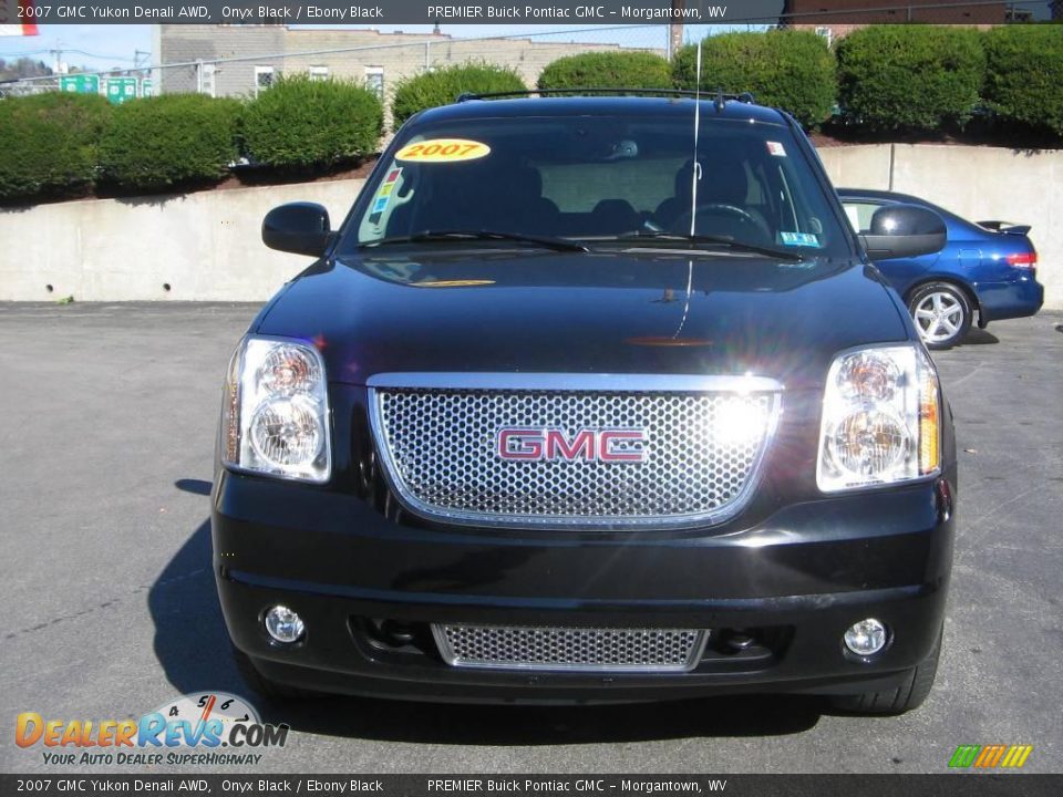 2007 GMC Yukon Denali AWD Onyx Black / Ebony Black Photo #1