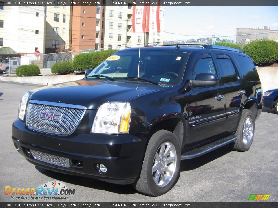 2007 GMC Yukon Denali AWD Onyx Black / Ebony Black Photo #2