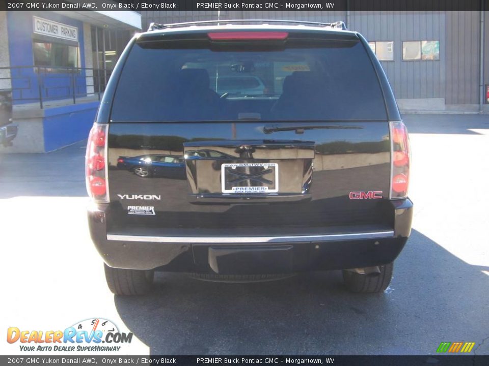 2007 GMC Yukon Denali AWD Onyx Black / Ebony Black Photo #5