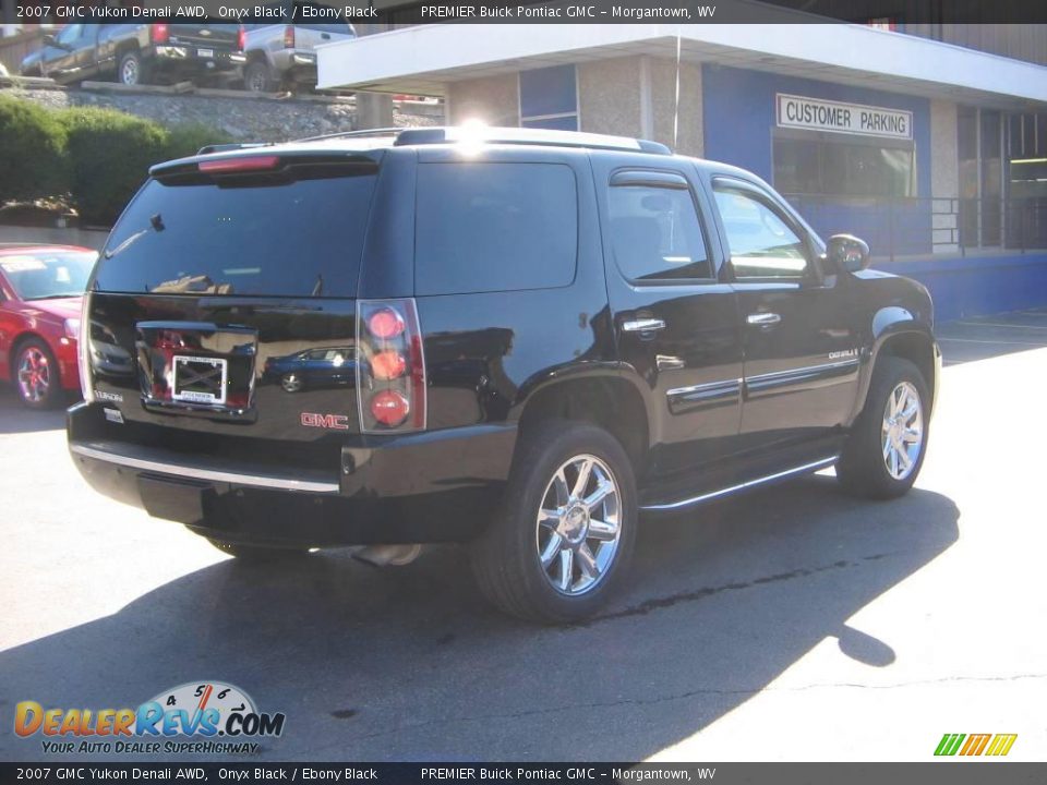 2007 GMC Yukon Denali AWD Onyx Black / Ebony Black Photo #6
