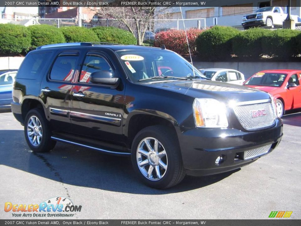2007 GMC Yukon Denali AWD Onyx Black / Ebony Black Photo #8