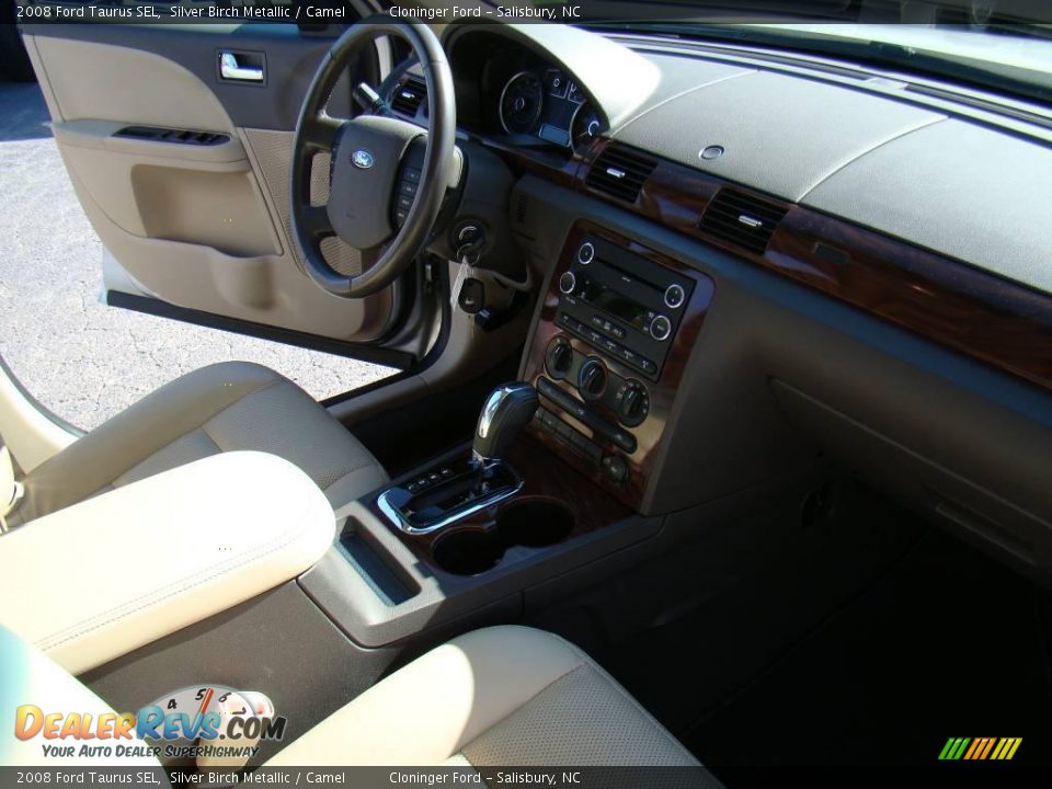 2008 Ford Taurus SEL Silver Birch Metallic / Camel Photo #12