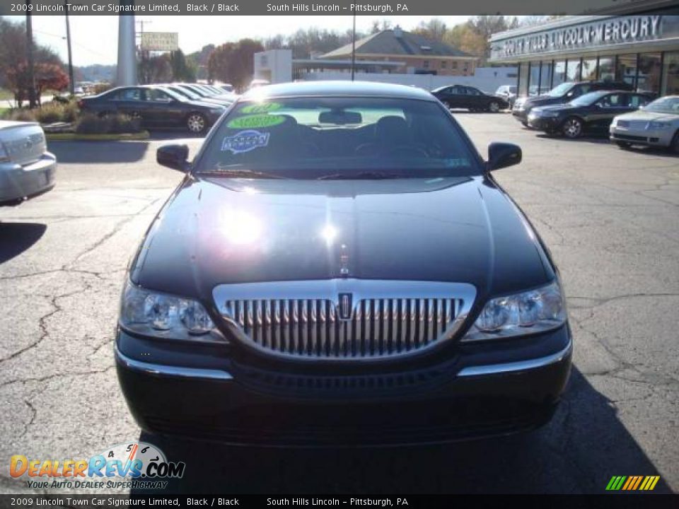 2009 Lincoln Town Car Signature Limited Black / Black Photo #6