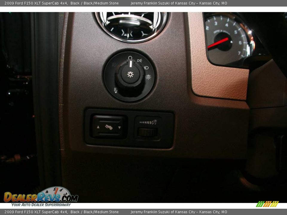 2009 Ford F150 XLT SuperCab 4x4 Black / Black/Medium Stone Photo #20
