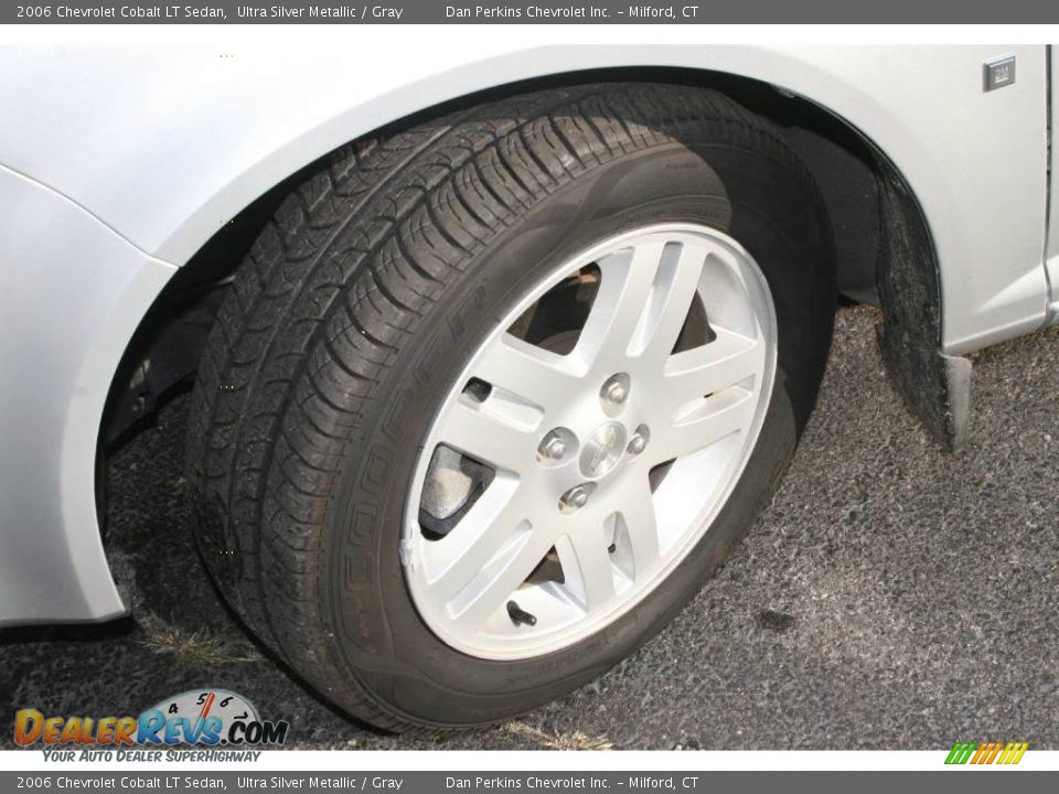 2006 Chevrolet Cobalt LT Sedan Ultra Silver Metallic / Gray Photo #9