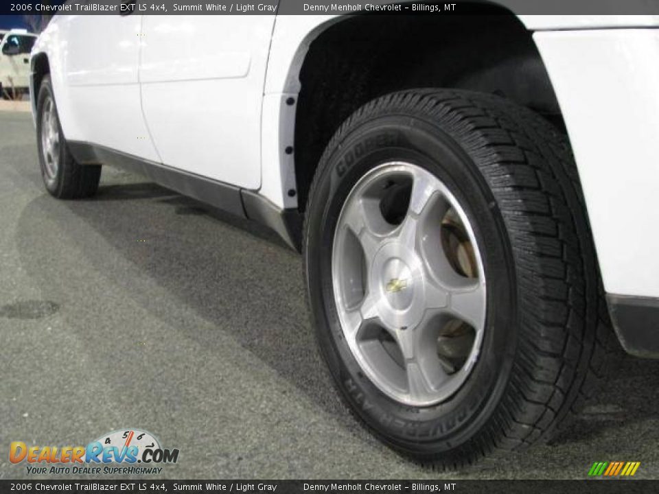 2006 Chevrolet TrailBlazer EXT LS 4x4 Summit White / Light Gray Photo #7