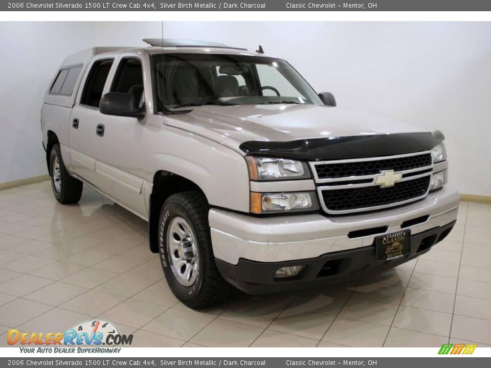 2006 Chevrolet Silverado 1500 LT Crew Cab 4x4 Silver Birch Metallic / Dark Charcoal Photo #1