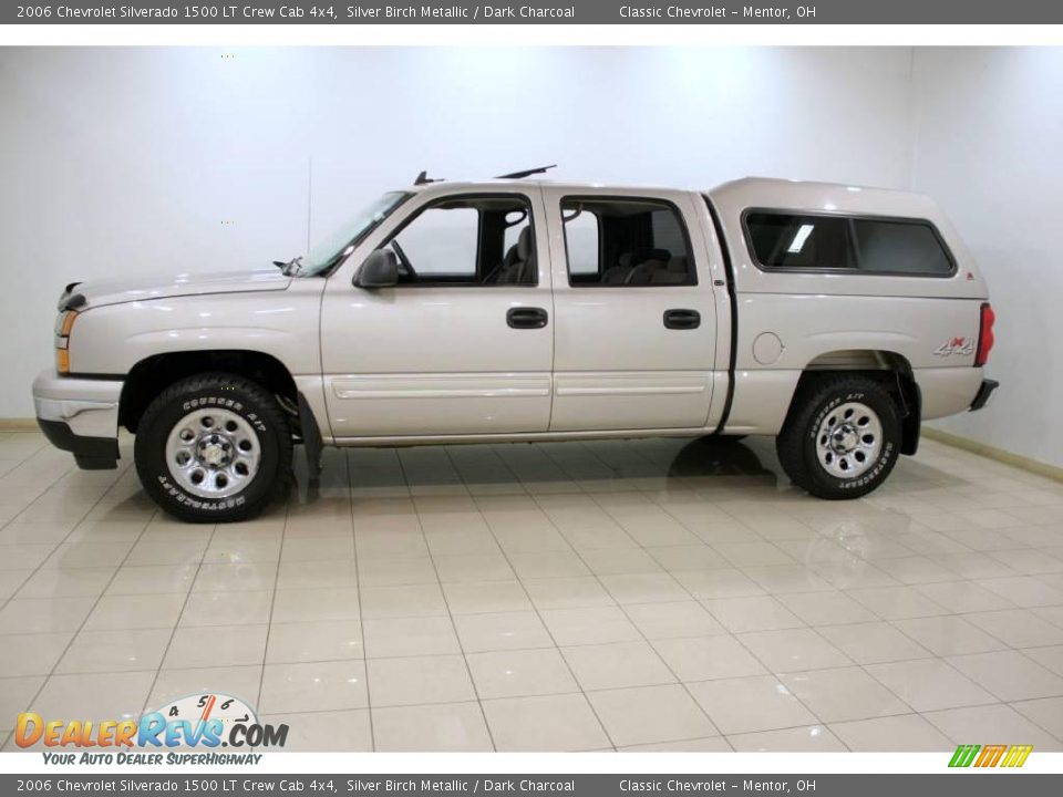 2006 Chevrolet Silverado 1500 LT Crew Cab 4x4 Silver Birch Metallic / Dark Charcoal Photo #4