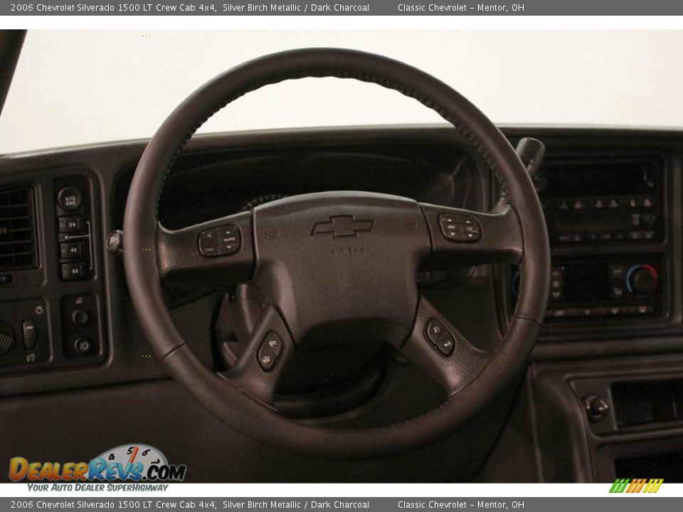 2006 Chevrolet Silverado 1500 LT Crew Cab 4x4 Silver Birch Metallic / Dark Charcoal Photo #11