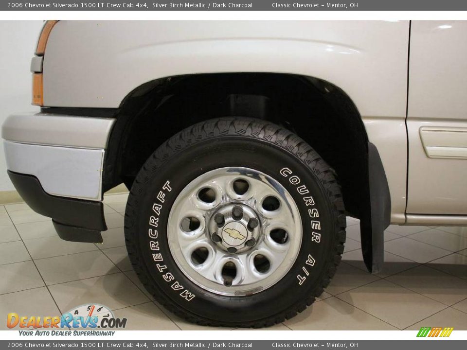 2006 Chevrolet Silverado 1500 LT Crew Cab 4x4 Silver Birch Metallic / Dark Charcoal Photo #20