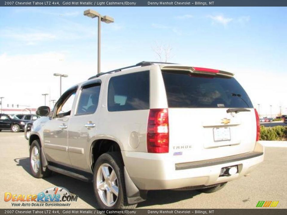 2007 Chevrolet Tahoe LTZ 4x4 Gold Mist Metallic / Light Cashmere/Ebony Photo #8