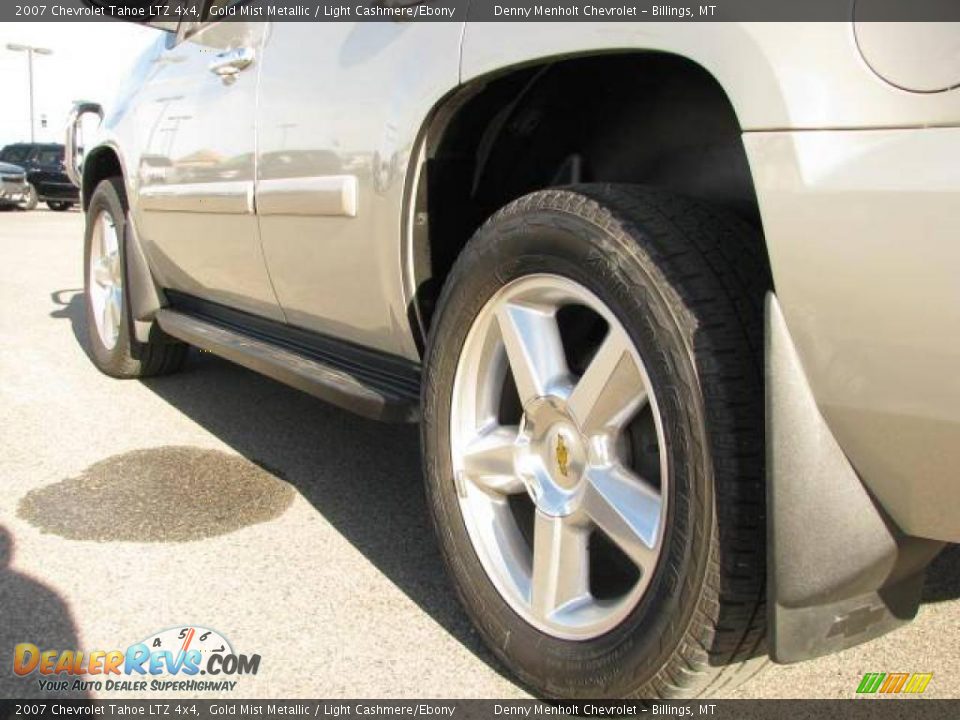 2007 Chevrolet Tahoe LTZ 4x4 Gold Mist Metallic / Light Cashmere/Ebony Photo #9