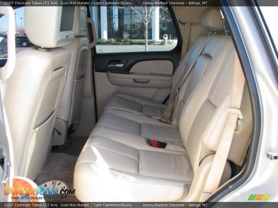 2007 Chevrolet Tahoe LTZ 4x4 Gold Mist Metallic / Light Cashmere/Ebony Photo #12