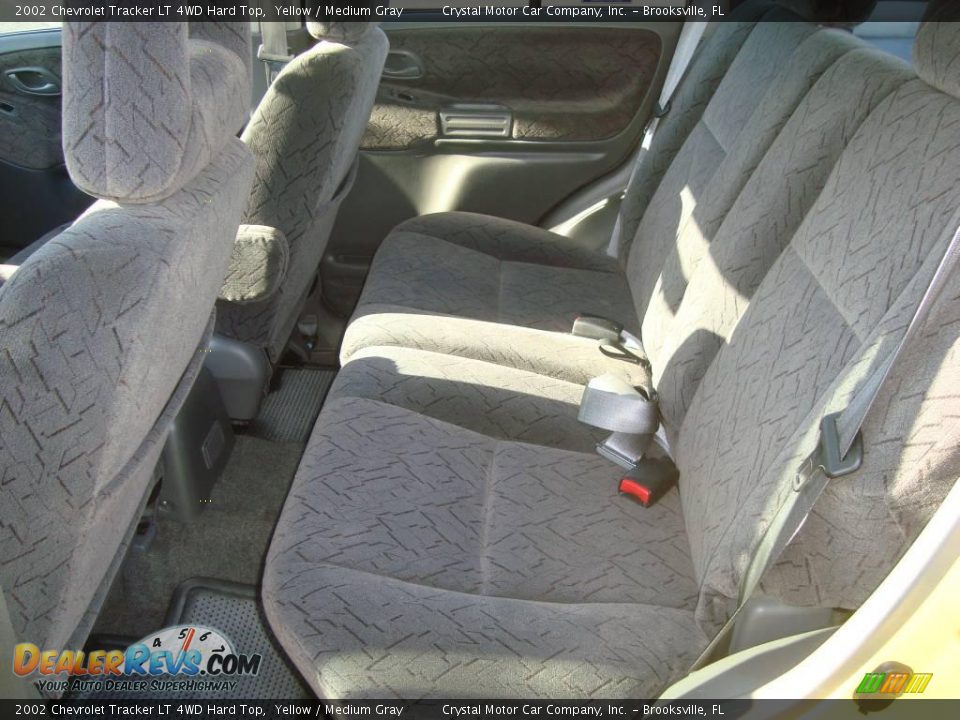 2002 Chevrolet Tracker LT 4WD Hard Top Yellow / Medium Gray Photo #5