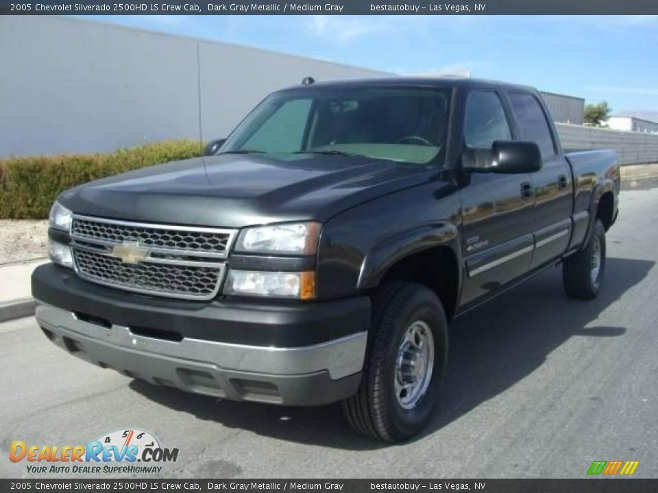 2005 Chevrolet Silverado 2500HD LS Crew Cab Dark Gray Metallic / Medium Gray Photo #3