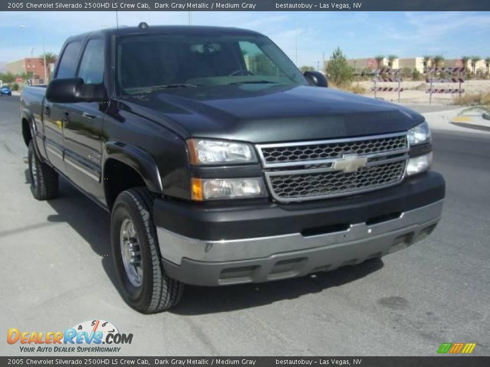 2005 Chevrolet Silverado 2500HD LS Crew Cab Dark Gray Metallic / Medium Gray Photo #6