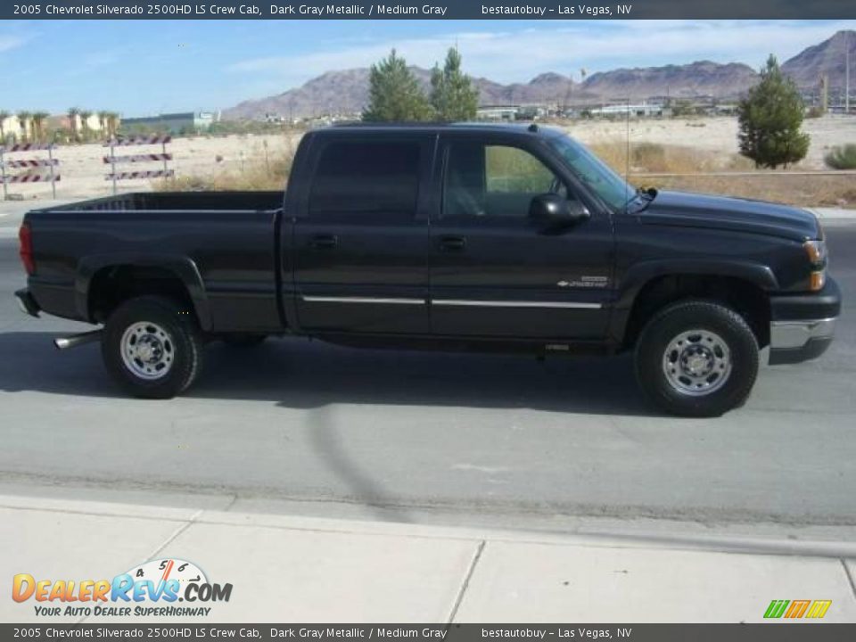 2005 Chevrolet Silverado 2500HD LS Crew Cab Dark Gray Metallic / Medium Gray Photo #8