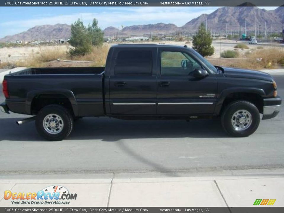 2005 Chevrolet Silverado 2500HD LS Crew Cab Dark Gray Metallic / Medium Gray Photo #9