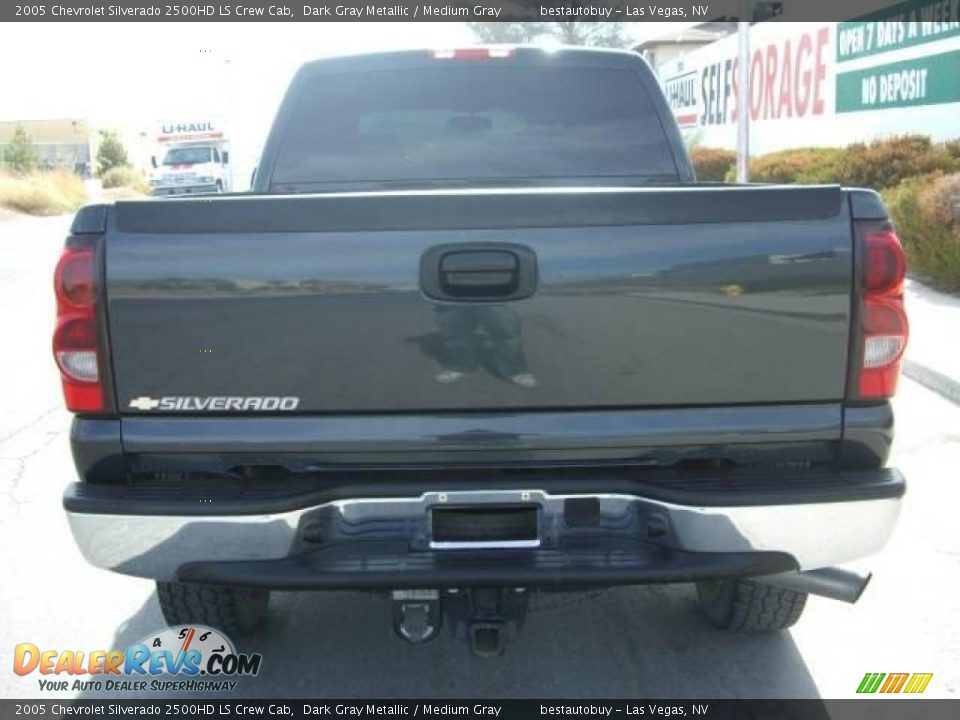 2005 Chevrolet Silverado 2500HD LS Crew Cab Dark Gray Metallic / Medium Gray Photo #12