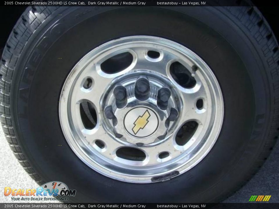 2005 Chevrolet Silverado 2500HD LS Crew Cab Dark Gray Metallic / Medium Gray Photo #18