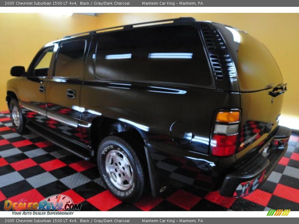 2005 Chevrolet Suburban 1500 LT 4x4 Black / Gray/Dark Charcoal Photo #4
