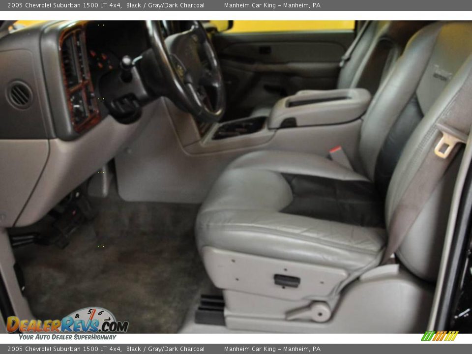 2005 Chevrolet Suburban 1500 LT 4x4 Black / Gray/Dark Charcoal Photo #13