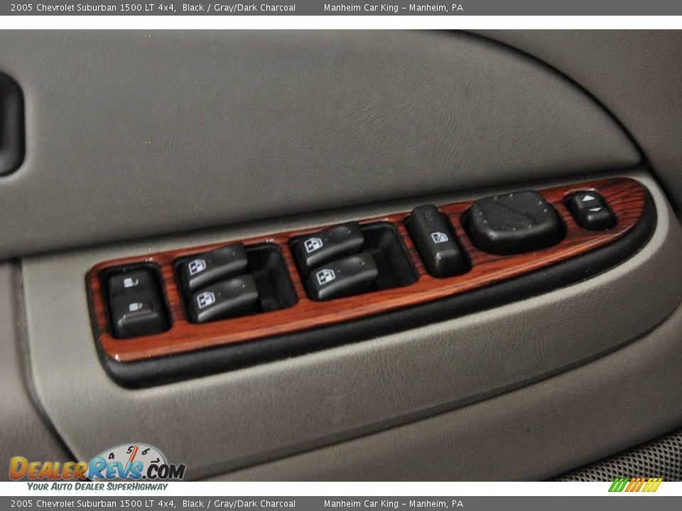 2005 Chevrolet Suburban 1500 LT 4x4 Black / Gray/Dark Charcoal Photo #14