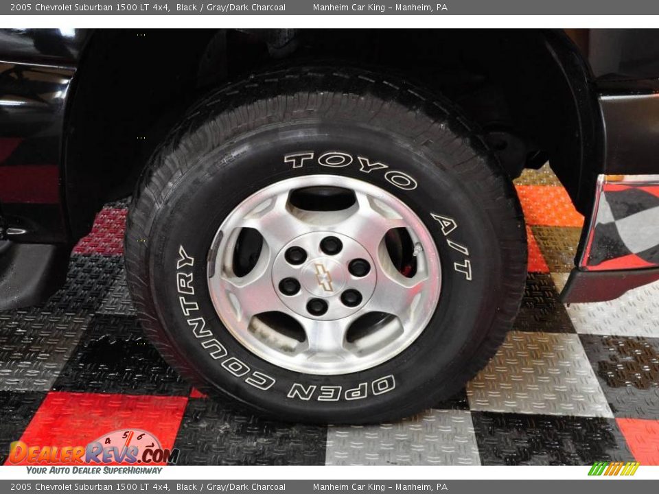 2005 Chevrolet Suburban 1500 LT 4x4 Black / Gray/Dark Charcoal Photo #20