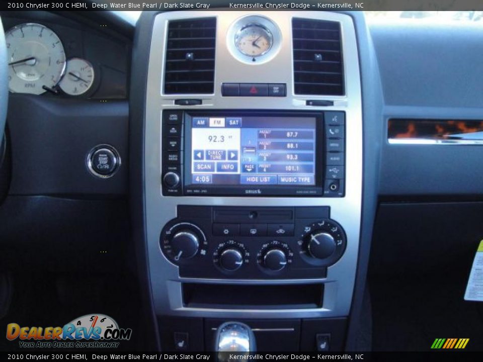 2010 Chrysler 300 C HEMI Deep Water Blue Pearl / Dark Slate Gray Photo #15