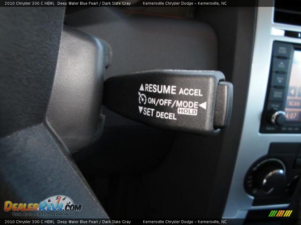 2010 Chrysler 300 C HEMI Deep Water Blue Pearl / Dark Slate Gray Photo #19