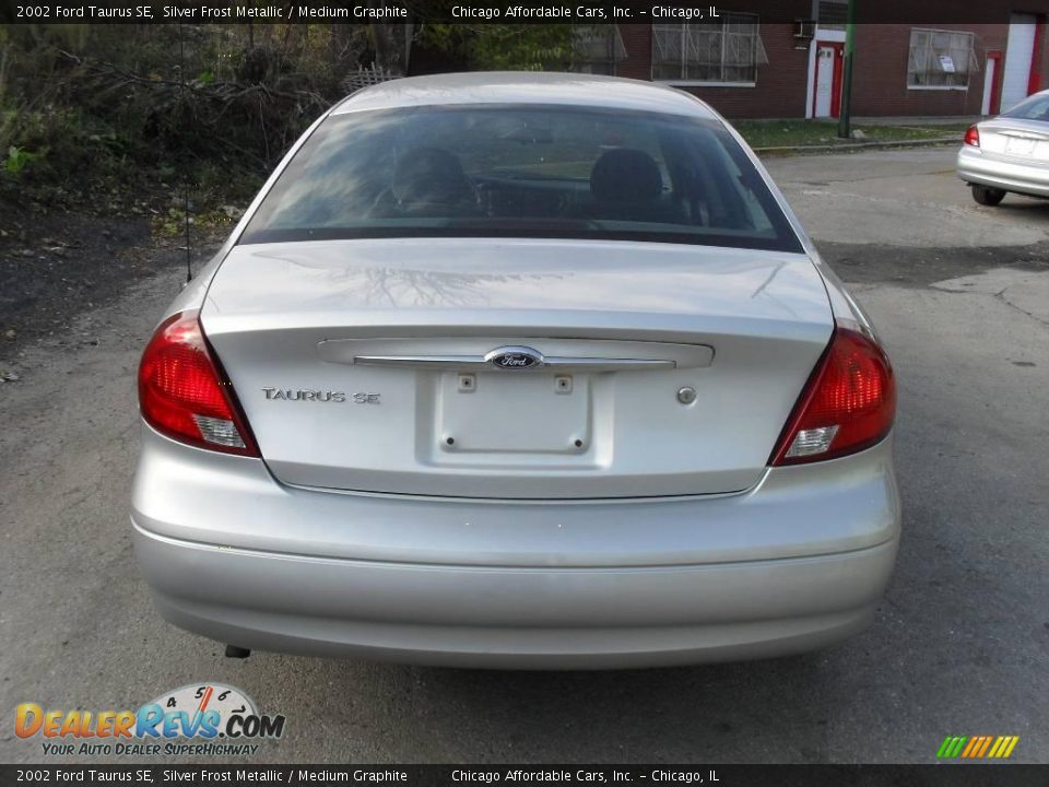 2002 Ford Taurus SE Silver Frost Metallic / Medium Graphite Photo #5
