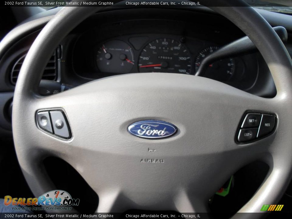 2002 Ford Taurus SE Silver Frost Metallic / Medium Graphite Photo #14