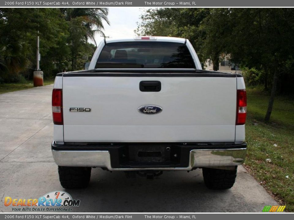 2006 Ford F150 XLT SuperCab 4x4 Oxford White / Medium/Dark Flint Photo #7